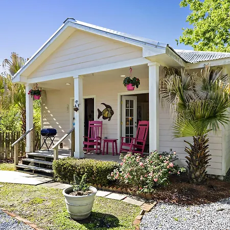 Carroll House Cottages-2